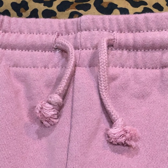 Vans Straightened Out French Terry Rose Hi-Rise Short *Size Small* HP⭐️ - Picture 10 of 13